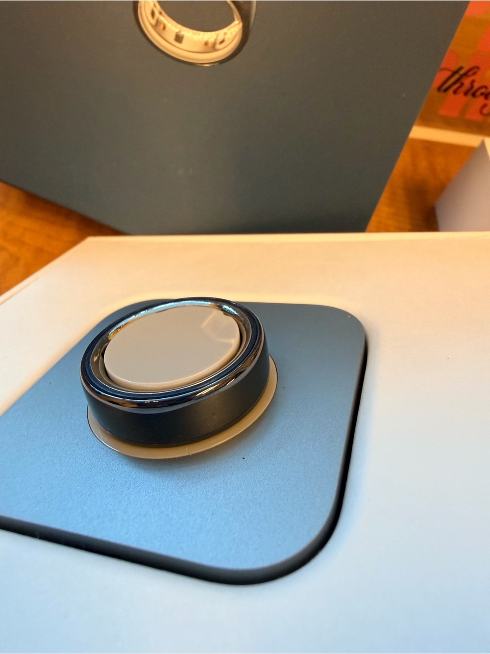Blue Ceramic Oura ring Gen 4- size 10 - Picture 4 of 4
